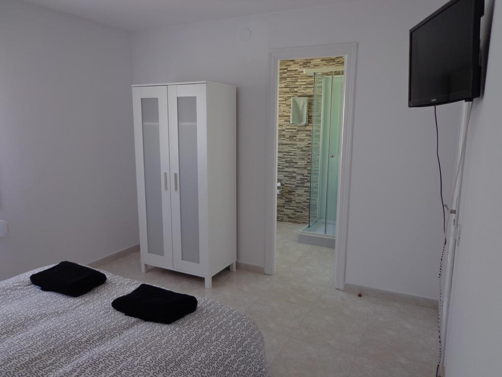 Albergue Aqua Portomarin Buitenkant foto